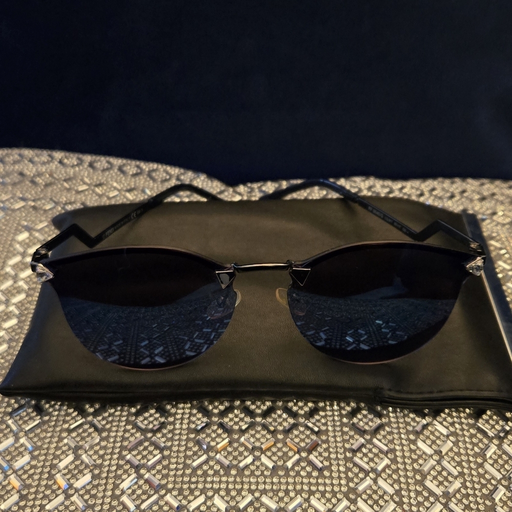 AUTHENTIC Fendi Black and Silver Eyewear